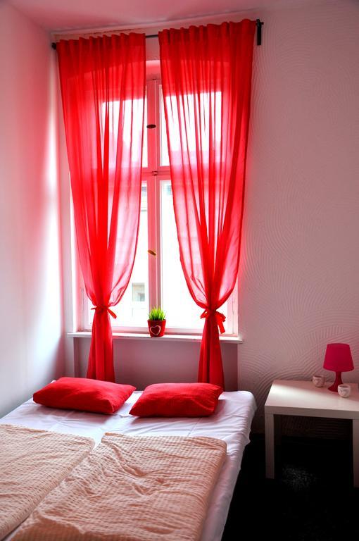 Hostel Awangarda Poznań Quarto foto
