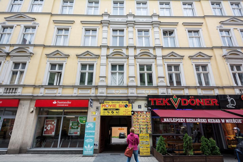 Hostel Awangarda Poznań Exterior foto
