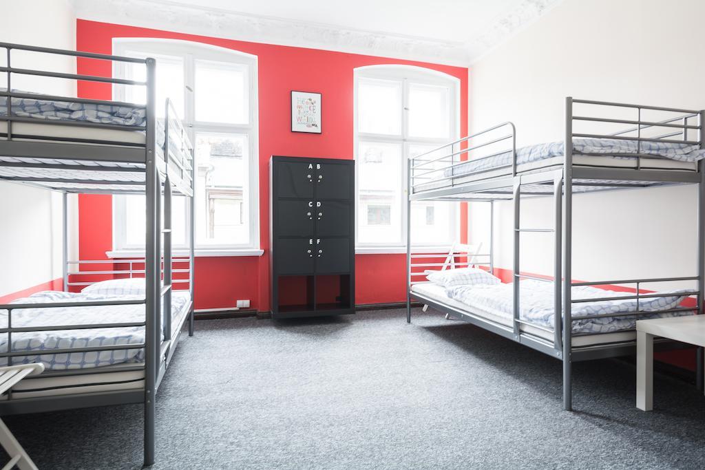 Hostel Awangarda Poznań Quarto foto